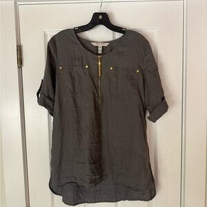 Ellen Tracy Gray Buttoned Blouse Relaxed Fit